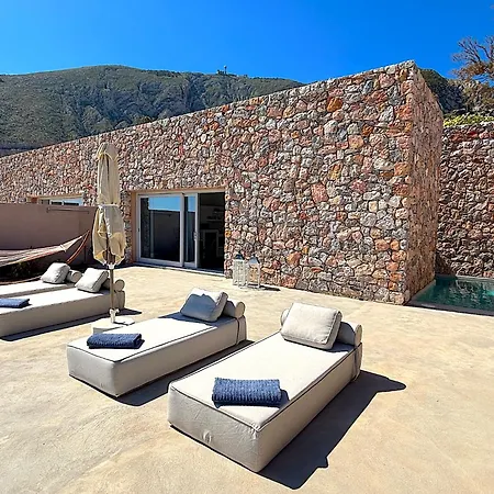 Villa Nira *